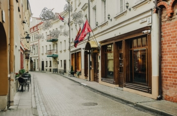 Nick & Nora kokteilių baras, Vilnius